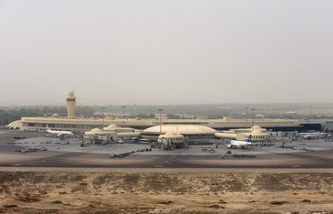 A general view of Abu Dhabi International Airport is seen, September 19, 2012. REUTERS/Ben Job A general view of Abu Dhabi International Airport is seen, September 19, 2012. REUTERS/Ben Job