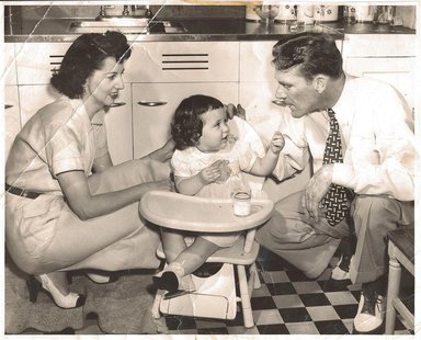 Baseball player Fritz Ostermueller is pictured with his wife Faye and daughter in this 1948 family photo released to Reuters by his daughter Baseball player Fritz Ostermueller is pictured with his wife Faye and daughter in this 1948 family photo released to Reuters by his daughter