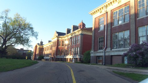 A better look at East Hall from the campus side. A better look at East Hall from the campus side.