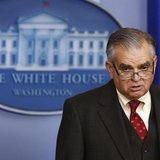 U.S. Secretary of Transportation Ray LaHood speaks at the White House in Washington February 22, 2013. REUTERS/Larry Downing U.S. Secretary of Transportation Ray LaHood speaks at the White House in Washington February 22, 2013. REUTERS/Larry Downing