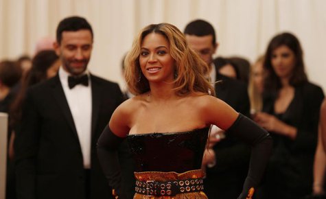 Singer Beyonce arrives at the Metropolitan Museum of Art Costume Institute Benefit celebrating the opening of "PUNK: Chaos to Couture" in Ne Singer Beyonce arrives at the Metropolitan Museum of Art Costume Institute Benefit celebrating the opening of "PUNK: Chaos to Couture" in Ne