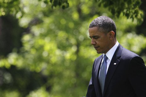 U.S. President Barack Obama departs for travel to New York City from the White House in Washington, May 13, 2013. REUTERS/Jonathan Ernst U.S. President Barack Obama departs for travel to New York City from the White House in Washington, May 13, 2013. REUTERS/Jonathan Ernst