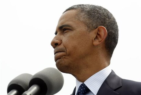 U.S. President Barack Obama speaks at the National Peace Officers Memorial Service at the Capitol in Washington May 15, 2013. REUTERS/Kevin U.S. President Barack Obama speaks at the National Peace Officers Memorial Service at the Capitol in Washington May 15, 2013. REUTERS/Kevin