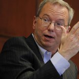 Executive Chairman of Google Eric Schmidt gestures as he speaks at Harvard University in Cambridge, Massachusetts April 25, 2013. REUTERS/Je Executive Chairman of Google Eric Schmidt gestures as he speaks at Harvard University in Cambridge, Massachusetts April 25, 2013. REUTERS/Je