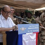 French Defence Minister Jean-Yves Le Drian speaks to French troops at the French military base at the airport in Gao, April 26, 2013. REUTER French Defence Minister Jean-Yves Le Drian speaks to French troops at the French military base at the airport in Gao, April 26, 2013. REUTER