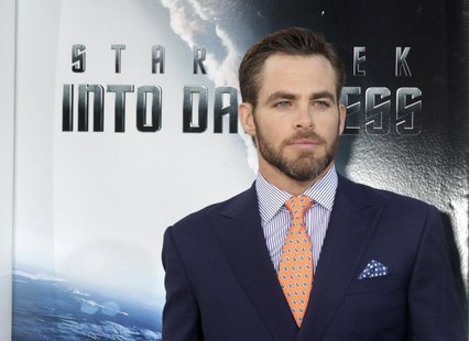 Actor Chris Pine, cast member of the new film "Star Trek Into Darkness", poses as he arrives at the film's premiere in Hollywood May 14, 201 Actor Chris Pine, cast member of the new film "Star Trek Into Darkness", poses as he arrives at the film's premiere in Hollywood May 14, 201