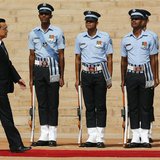 Chinese Premier Li Keqiang inspects a guard of honour during his ceremonial reception at the forecourt of India's presidential palace Rashtr Chinese Premier Li Keqiang inspects a guard of honour during his ceremonial reception at the forecourt of India's presidential palace Rashtr