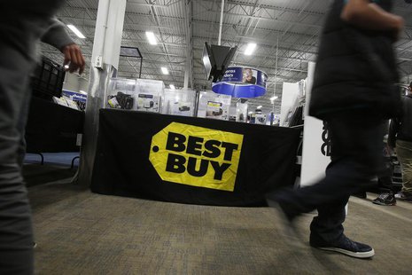 A Best Buy logo is seen at the company's store during Black Friday in San Francisco, California November 23, 2012. REUTERS/Stephen Lam A Best Buy logo is seen at the company's store during Black Friday in San Francisco, California November 23, 2012. REUTERS/Stephen Lam