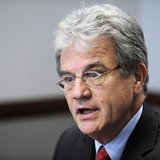 Senator Tom Coburn (R-OK) addresses the Reuters Washington Summit in the Reuters newsroom in Washington, November 9, 2011. REUTERS/Jonathan Senator Tom Coburn (R-OK) addresses the Reuters Washington Summit in the Reuters newsroom in Washington, November 9, 2011. REUTERS/Jonathan
