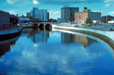 The Flint River in Flint, Michigan. The Flint River in Flint, Michigan.