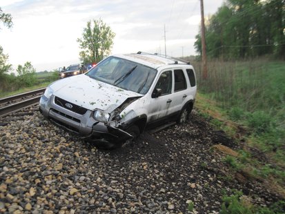 The vehicle suffered some damage. The vehicle suffered some damage.