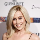 Singer Kellie Pickler arrives at the 2011 "Dressed to Kilt" charity fashion show in New York April 5, 2011. REUTERS/Lucas Jackson