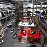 Mercedes-Benz cars are displayed in a dealership of German car manufacturer Daimler in Munich May 17, 2013. REUTERS/Michaela Rehle Mercedes-Benz cars are displayed in a dealership of German car manufacturer Daimler in Munich May 17, 2013. REUTERS/Michaela Rehle