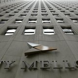 A BNY Mellon sign is seen on their headquarters in New York's financial district, January 19, 2011. REUTERS/Brendan McDermid A BNY Mellon sign is seen on their headquarters in New York's financial district, January 19, 2011. REUTERS/Brendan McDermid