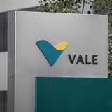 Vale's logo is pictured outside their central sales office in Saint-Prex near Geneva June 4, 2012. REUTERS/Denis Balibouse