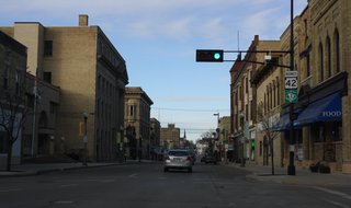 Downtown Manitowoc (courtesy of WikiCommons). Downtown Manitowoc (courtesy of WikiCommons).