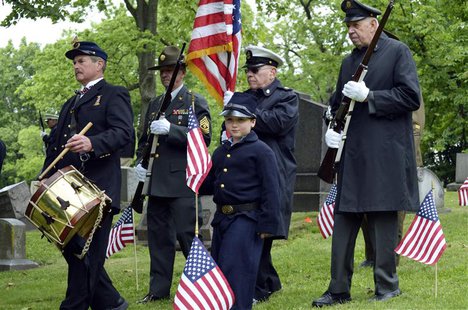 Jim Smith (L), 70, of Hempfield, leads members of the Grand Army of the Republic Post 88, Pittsburgh, and the Armbrust Veterans and Civil Wa Jim Smith (L), 70, of Hempfield, leads members of the Grand Army of the Republic Post 88, Pittsburgh, and the Armbrust Veterans and Civil Wa