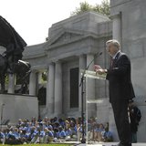Iowa Governor Terry Branstad speaks to the crowd at the Vicksburg National Military Park in Vicksburg, Mississippi, May 25, 2013. REUTERS/Th