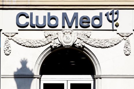 A Club Med travel agency is seen in Paris May 12, 2009. REUTERS/Charles Platiau A Club Med travel agency is seen in Paris May 12, 2009. REUTERS/Charles Platiau