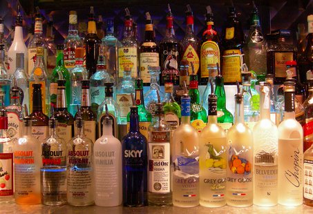 Bar (courtesy of Wikimedia Commons) Bar (courtesy of Wikimedia Commons)