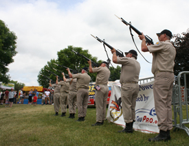 Veterans Salute Ceremony on Memorial Day in De Pere. (courtesy of celebratedepere.com) Veterans Salute Ceremony on Memorial Day in De Pere. (courtesy of celebratedepere.com)