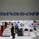 Panasonic Corp's Logo is pictured at an electronics store in Tokyo March 28, 2013. REUTERS/Yuya Shino Panasonic Corp's Logo is pictured at an electronics store in Tokyo March 28, 2013. REUTERS/Yuya Shino