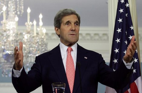 U.S. Secretary of State John Kerry speaks to the media about Syria at the State Department in Washington May 31, 2013. REUTERS/Yuri Gripas U.S. Secretary of State John Kerry speaks to the media about Syria at the State Department in Washington May 31, 2013. REUTERS/Yuri Gripas
