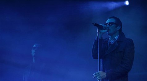 Scott Weiland and Robert DeLeo (L) of the Stone Temple Pilots perform at the Pepsi Music Festival in Buenos Aires, October 15, 2008. REUTERS Scott Weiland and Robert DeLeo (L) of the Stone Temple Pilots perform at the Pepsi Music Festival in Buenos Aires, October 15, 2008. REUTERS