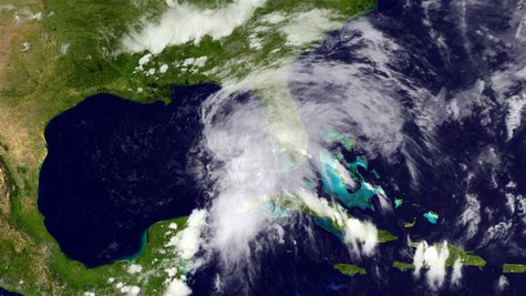 Tropical Storm Andrea is pictured in the Gulf of Mexico in this June 5, 2013 NOAA handout satellite photo. REUTERS/NOAA/Handout Tropical Storm Andrea is pictured in the Gulf of Mexico in this June 5, 2013 NOAA handout satellite photo. REUTERS/NOAA/Handout