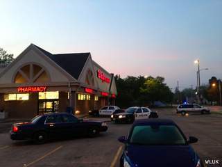 Green Bay police investigate an armed robbery at Walgreens, 1401 E. Mason St., June 11, 2013. (courtesy of FOX 11). Green Bay police investigate an armed robbery at Walgreens, 1401 E. Mason St., June 11, 2013. (courtesy of FOX 11).