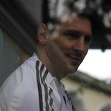 Lionel Messi of Argentina leaves the hotel, where the Argentine national team is staying, in Guatemala City, June 12, 2013. REUTERS/Jorge Da