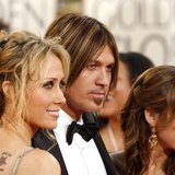 Tish Cyrus (L), Billy Ray Cyrus (C) and daughter Miley Cyrus arrive at the 66th annual Golden Globe awards in Beverly Hills, California Janu