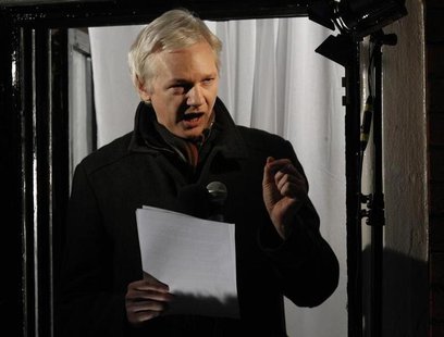 WikiLeaks founder Julian Assange makes a speech from the balcony of Ecuador's Embassy, in central London December 20, 2012. REUTERS/Luke Mac WikiLeaks founder Julian Assange makes a speech from the balcony of Ecuador's Embassy, in central London December 20, 2012. REUTERS/Luke Mac