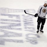 Boston Bruins' Nathan Horton takes part in a practice for the NHL Stanley Cup hockey finals in Chicago, Illinois June 14, 2013. The Bruins w