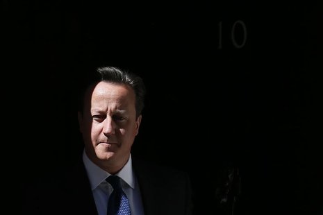 Britain's Prime Minister, David Cameron leaves number 10 Downing Street in central London June 14, 2013. REUTERS/Stefan Wermuth Britain's Prime Minister, David Cameron leaves number 10 Downing Street in central London June 14, 2013. REUTERS/Stefan Wermuth