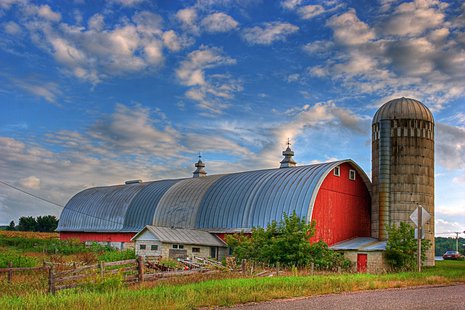Wisconsin Farm (courtesy of Flickr) Wisconsin Farm (courtesy of Flickr)