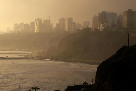 A view shows Lima's district of Barranco during sunset, April 18, 2012. REUTERS/Mariana Bazo A view shows Lima's district of Barranco during sunset, April 18, 2012. REUTERS/Mariana Bazo