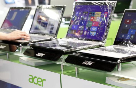 Acer laptops are displayed in a computer mall in Taipei March 19, 2013. REUTERS/Pichi Chuang Acer laptops are displayed in a computer mall in Taipei March 19, 2013. REUTERS/Pichi Chuang
