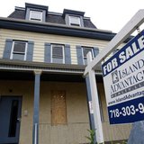 A vacant home for sale is pictured in Yonkers, New York, October 26, 2010. REUTERS/Mike Segar A vacant home for sale is pictured in Yonkers, New York, October 26, 2010. REUTERS/Mike Segar