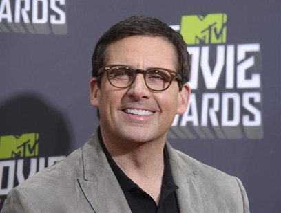 Actor Steve Carell arrives at the 2013 MTV Movie Awards in Culver City, California April 14, 2013. REUTERS/Phil McCarten Actor Steve Carell arrives at the 2013 MTV Movie Awards in Culver City, California April 14, 2013. REUTERS/Phil McCarten