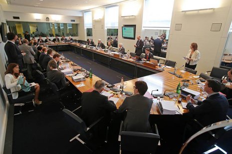 Participants are seen prior to the hearing at the FIA headquarters in Paris June 20, 2013. REUTERS/Michel Euler/Pool Participants are seen prior to the hearing at the FIA headquarters in Paris June 20, 2013. REUTERS/Michel Euler/Pool