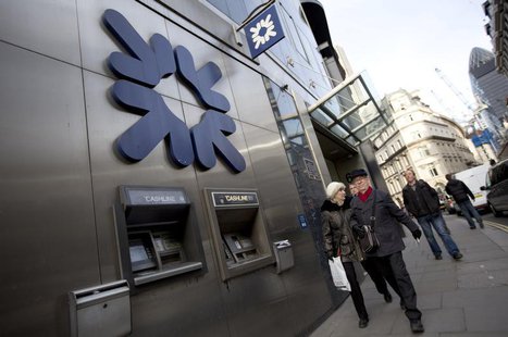 Pedestrians walk past a Royal Bank of Scotland building in central London February 28, 2013. REUTERS/Neil Hall Pedestrians walk past a Royal Bank of Scotland building in central London February 28, 2013. REUTERS/Neil Hall