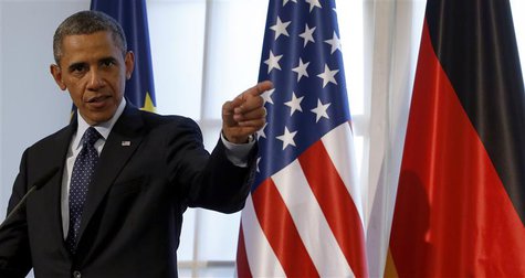 U.S. President Barack Obama makes a dinner speech at the Chralottenburg Castle in Berlin June 19, 2013. REUTERS/Michael Sohn/Pool U.S. President Barack Obama makes a dinner speech at the Chralottenburg Castle in Berlin June 19, 2013. REUTERS/Michael Sohn/Pool