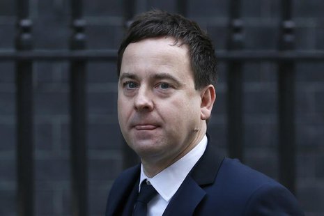The editor of The Sun Dominic Mohan arrives in Downing Street in London, December 4, 2012. REUTERS/Stefan Wermuth The editor of The Sun Dominic Mohan arrives in Downing Street in London, December 4, 2012. REUTERS/Stefan Wermuth