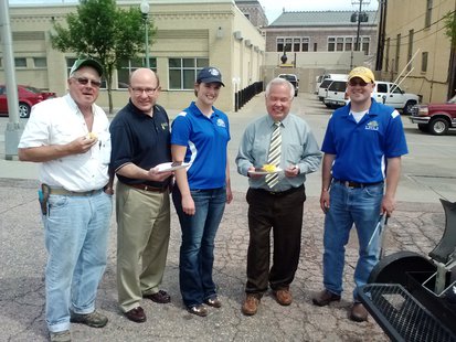 Sam Heikis, Emery Tscheter, Christina Fehrman, Bill Zortman and Keith Underwood enjoy Barbeque Boot Camp at the KELO Studios. (KELO/KELQ) Sam Heikis, Emery Tscheter, Christina Fehrman, Bill Zortman and Keith Underwood enjoy Barbeque Boot Camp at the KELO Studios. (KELO/KELQ)