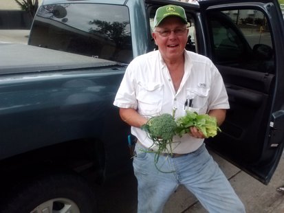 Sam Heikes shows off fresh produce from the Heikes Family Farm. (KELO/KELQ) Sam Heikes shows off fresh produce from the Heikes Family Farm. (KELO/KELQ)