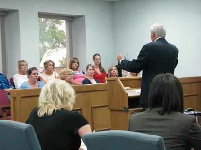 Attorney Brown gives closing arguments to the jury Attorney Brown gives closing arguments to the jury