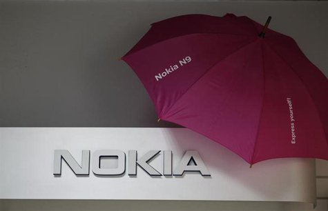 Picture shows a Nokia logo at a shop in Warsaw, January 26, 2012. REUTERS/Kacper Pempel Picture shows a Nokia logo at a shop in Warsaw, January 26, 2012. REUTERS/Kacper Pempel