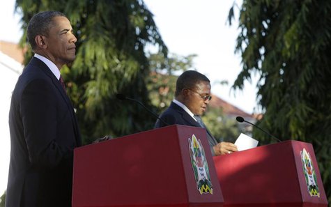 U.S. President Barack Obama (L) and Tanzania President Jakaya Kikwete hold a joint press conference in Dar Es Salaam July 1, 2013. REUTERS/G U.S. President Barack Obama (L) and Tanzania President Jakaya Kikwete hold a joint press conference in Dar Es Salaam July 1, 2013. REUTERS/G