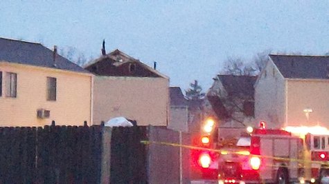1-year-old Tyonna Henderson and 3-year-old twins Tevin and TeNiyah Williams were killed when they were unable to escape the burning townhouse. Investigators claimed they were left alone that morning.
1-year-old Tyonna Henderson and 3-year-old twins Tevin and TeNiyah Williams were killed when they were unable to escape the burning townhouse. Investigators claimed they were left alone that morning.